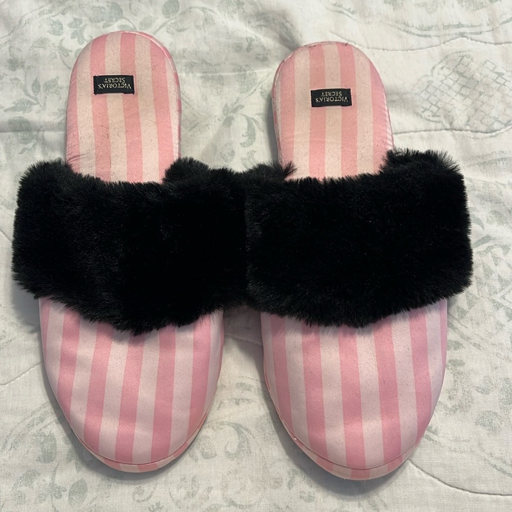 Victoria Secret M slippers